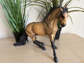 Modellpferd Resin Traditional PRE / Andalusier